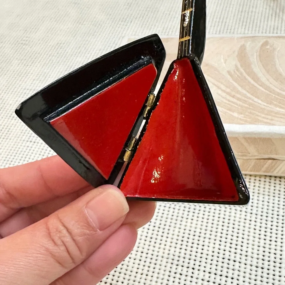 Vintage Rare Handpainted‎ Handmade Balalaika Lacquer Trinket Box  Folklore
